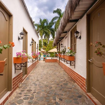 Entre Palmas Casa Hotel Santa Fe de Antioquia Bagian luar foto
