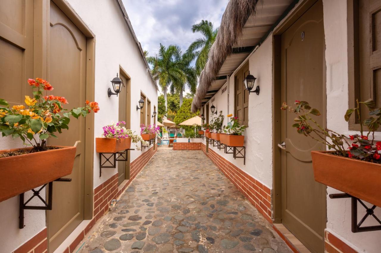 Entre Palmas Casa Hotel Santa Fe de Antioquia Bagian luar foto